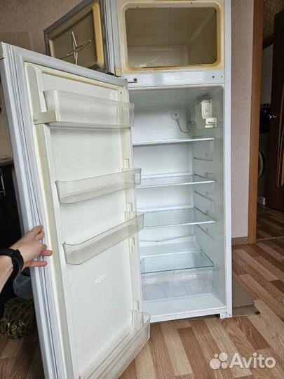 Холодильник Саратов 263