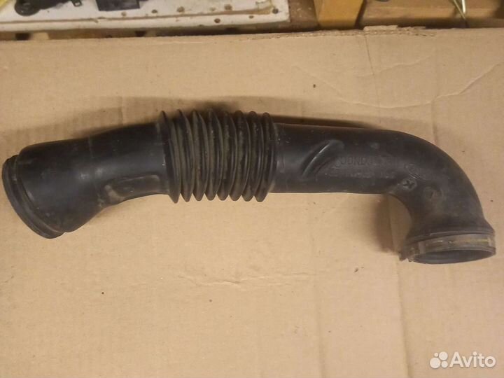 Ford fusion- патрубок воздушного фильтра