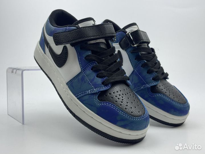 Кроссовки детские nike air jordan