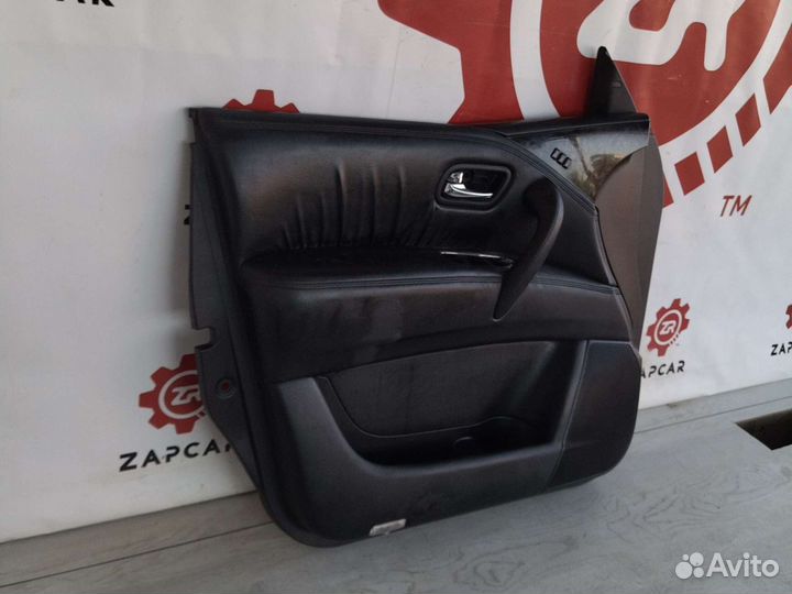 Обшивка двери передней левой Nissan Patrol Y62