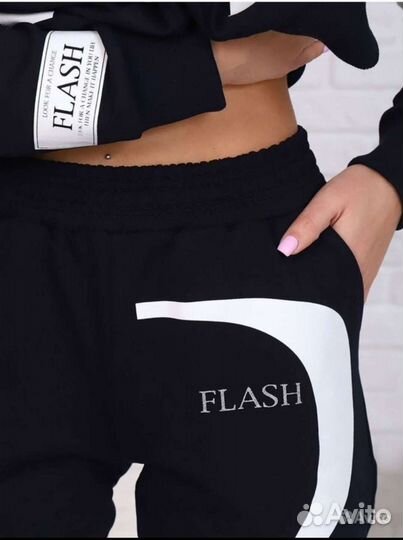 Костюм спортивный