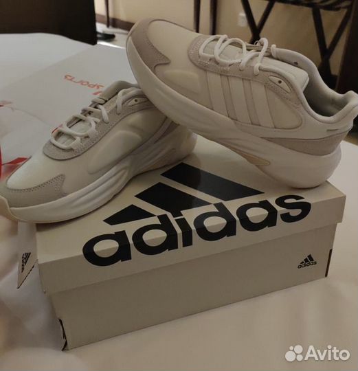 Кроссовки женские adidas