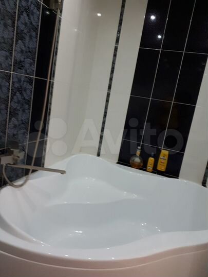 Комната 18 м² в 3-к., 1/2 эт.