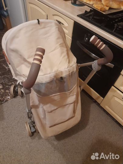 Прогулочная коляска трость