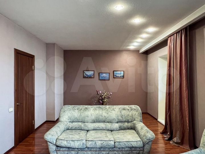 4-к. квартира, 121 м², 13/16 эт.