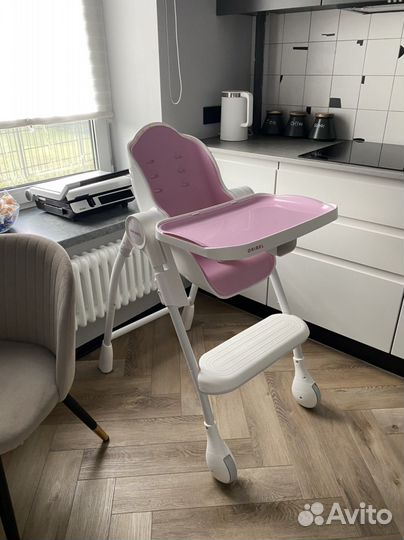 Детский стульчик для кормления