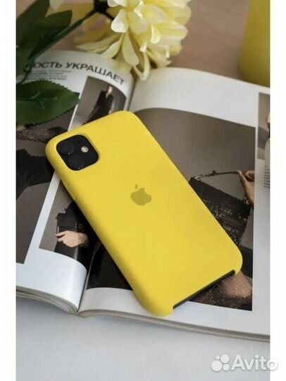 Чехол на iPhone 11