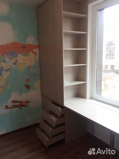 Компьютерный стол