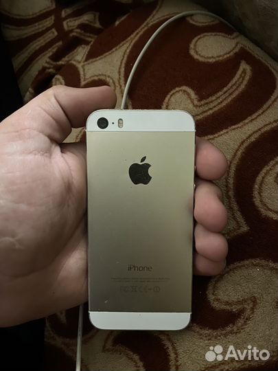 Телефон iPhone5