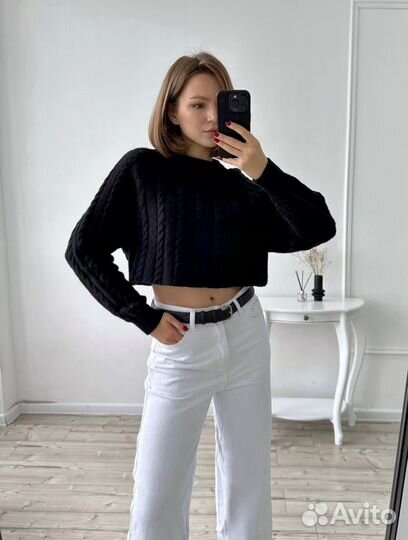 Свитер укороченный