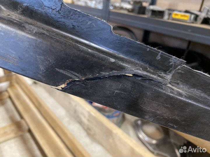 Задняя панель corvette c8