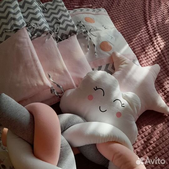 Комплект в детскую кроватку бортики