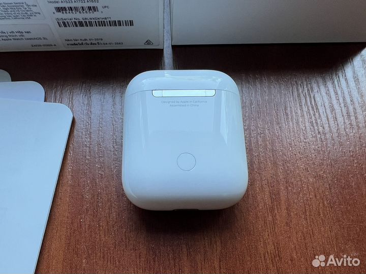 Кейс для Apple AirPods 1/2 оригинал (настоящий)