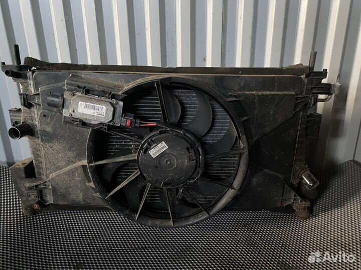 Вентилятор радиатора Ford Focus 3