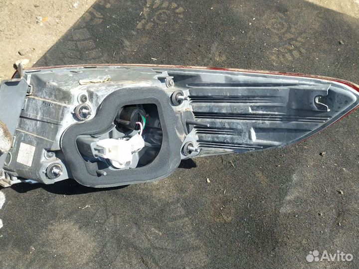 Фонарь задний левый Hyundai Sanata 2019 года