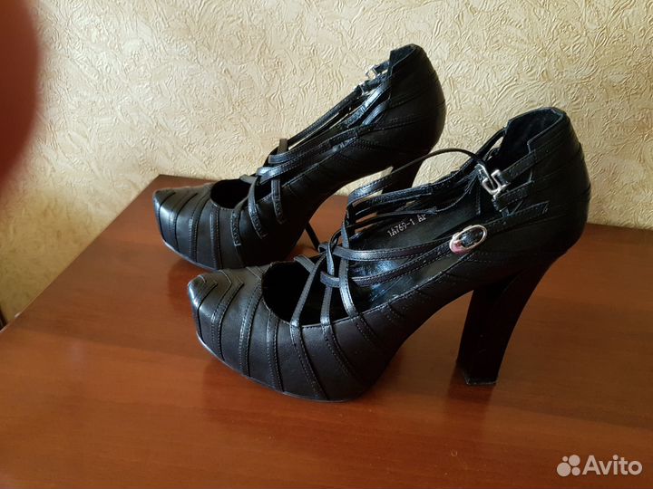 Туфли р.38,5-39