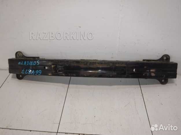 Усилитель переднего бампера