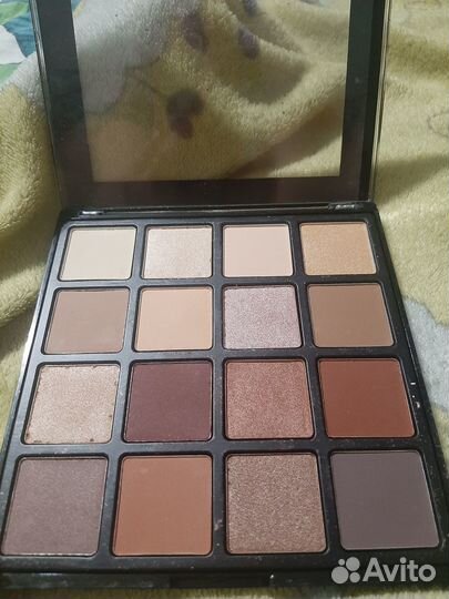 Тени для век NYX Professional Makeup