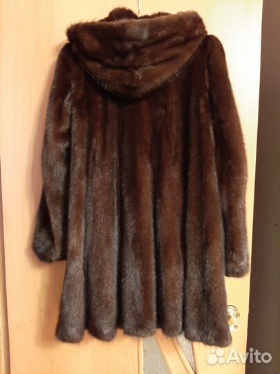 Продам шубу норковую р 46