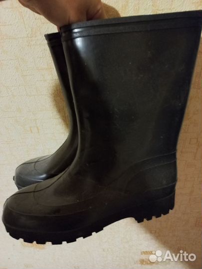 Отдам резиновые сапоги