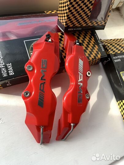 Накладка на тормозной суппорт mercedes amg