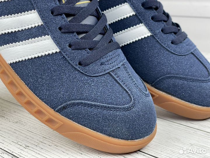 Кроссовки adidas hamburg