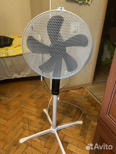 Вентилятор напольный vitek