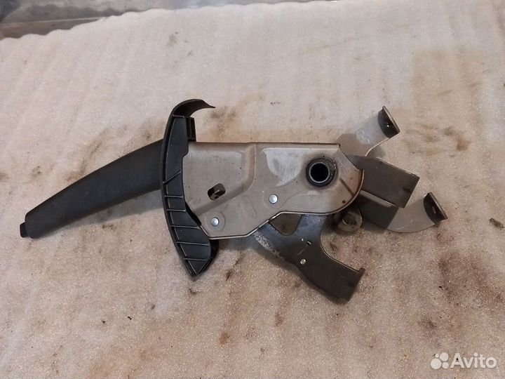 Рычаг ручного тормоза Kia Ceed