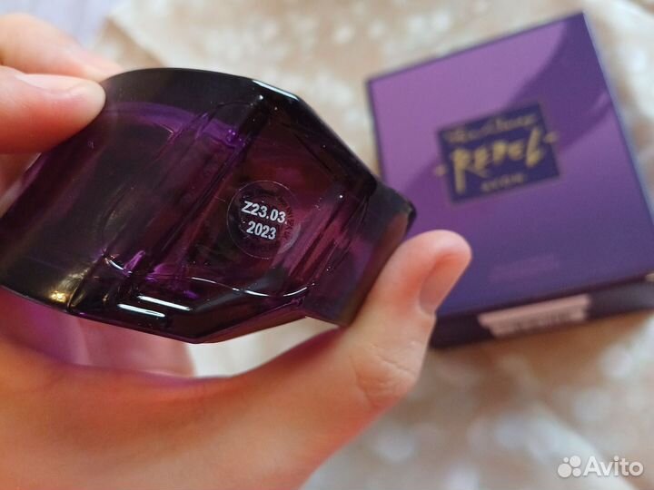 Духи Far Away Rebel Avon новые