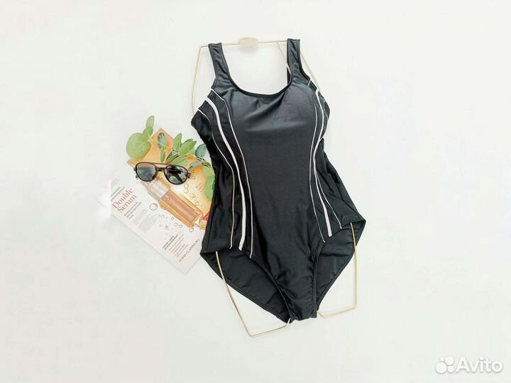 Купальник женский слитный 46