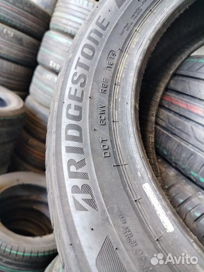 Bridgestone Turanza T001 195/60 R16