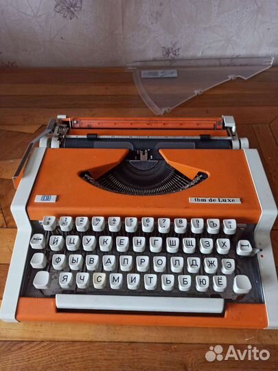 Пишущая машинка unis TBM De luxe
