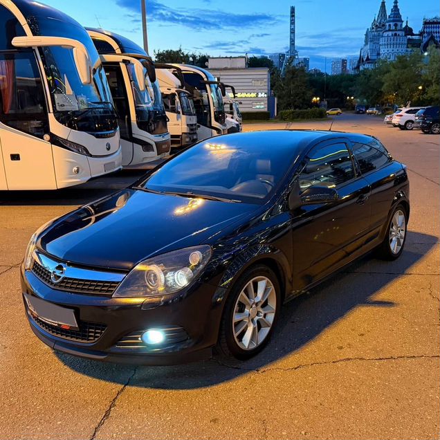 Opel Astra GTC 1.8 AT, 2008, 250 500 км