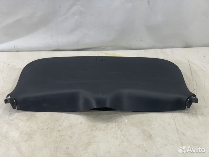 Обшивка крышки багажника Mitsubishi Outlander 3