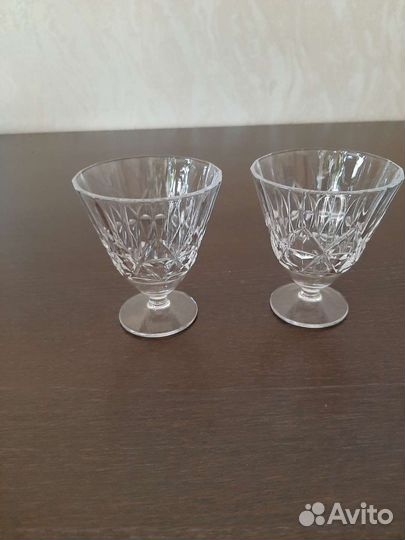 Хрустальные рюмки