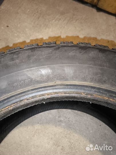 Bridgestone Blizzak Spike-02 215/55 R16 T