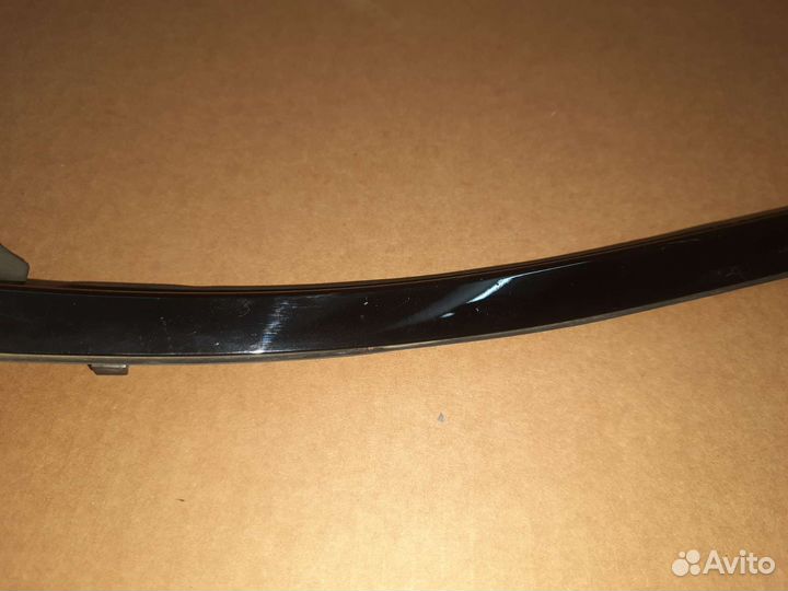 Молдинг лобового стекла Stinger Kia J5 левая