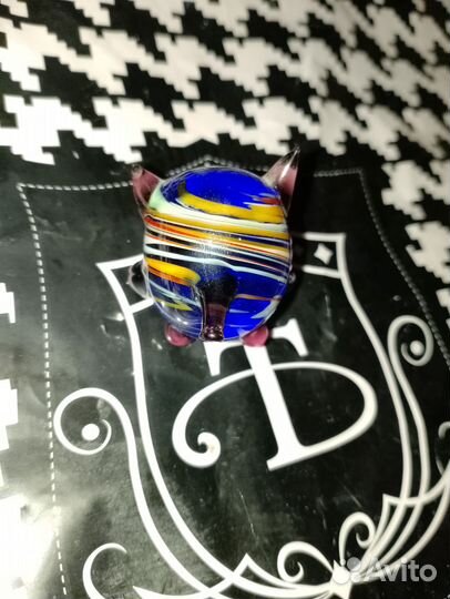 Фигурка стеклянная 