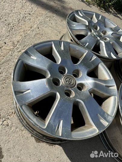 Литые диски R16 Toyota Alphard