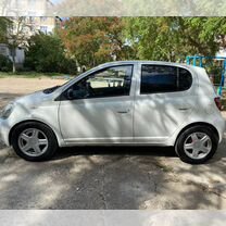 Toyota Yaris 1.0 MT, 1999, 230 000 км, с пробегом, цена 395 000 руб.