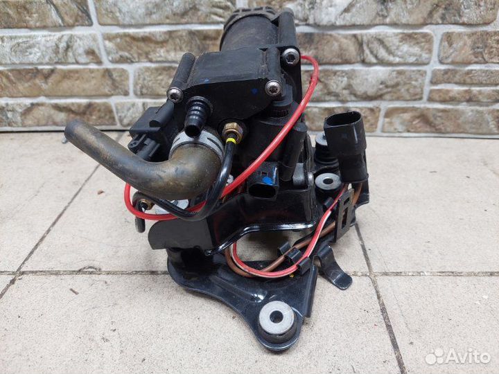 Компрессор пневмоподвески Bmw 5-Series G31 2017