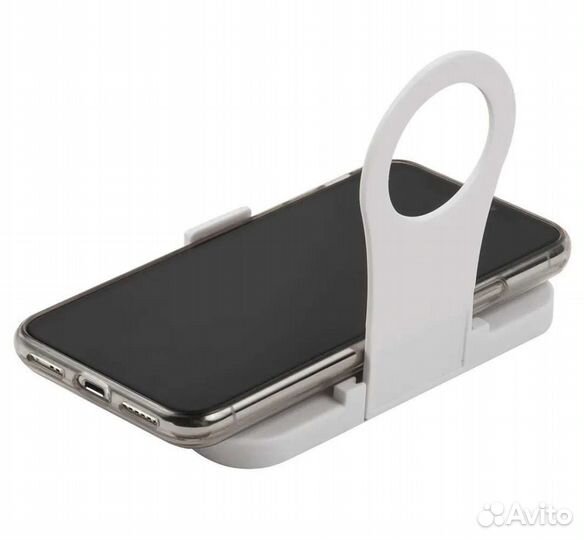 Держатель для телефона на розетку