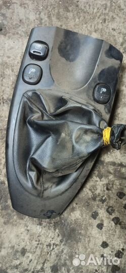 Кожух кулисы Ford Focus 1