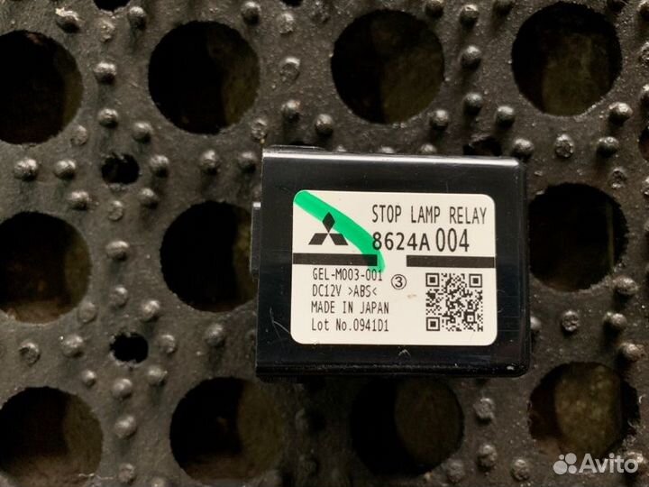 Реле Mitsubishi L200 V рестайлинг 4N15 2021