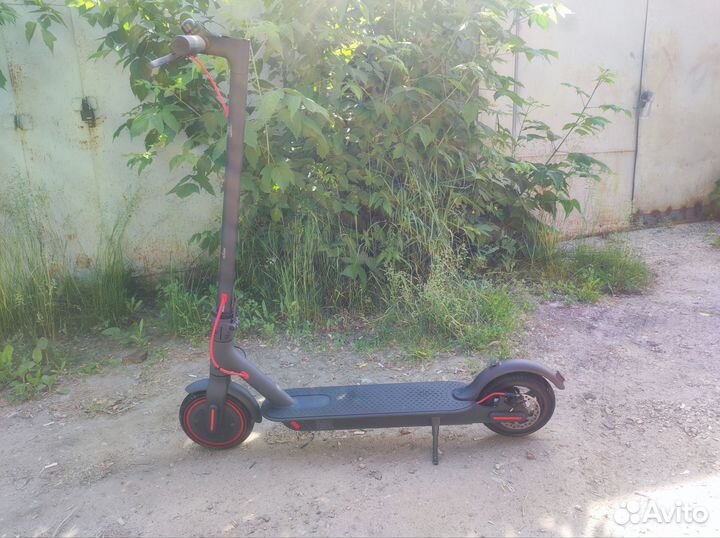 Электросамокат xiaomi m365 pro (оригинал)