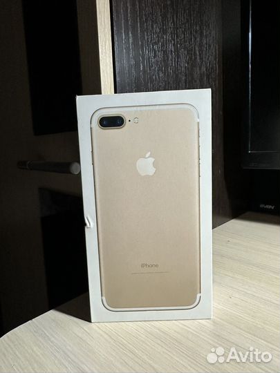Телефон iPhone 7 plus