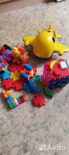 Развивающие игрушки