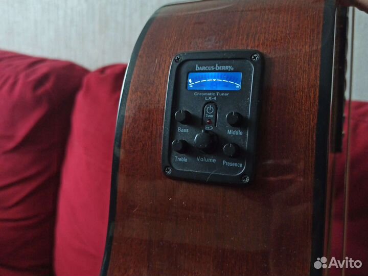 Гитара электроакустическая Washburn AD5CE-A