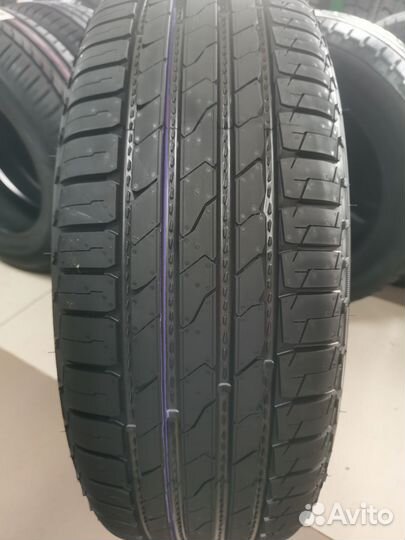 Ikon Tyres Nordman SX3 215/65 R16 98H