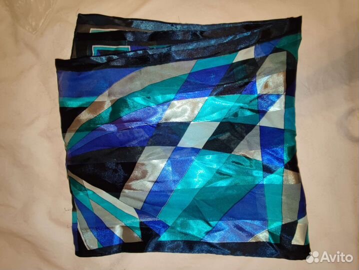 Платки на шею,шарфы легкие